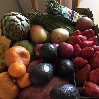 Barn Fresh Produce - ALL this direct from the farm produce for $34: clementines, sweet potatoes, artichokes, strawberries, mangoes, asparagus, plums & avocados. - Farmers Market Near Me - Castroville, California Barn Fresh Produce - ALL this direct from the farm produce for $34: clementines, sweet potatoes, artichokes, strawberries, mangoes, asparagus, plums & avocados. - Farmers Market Near Me - Castroville, California