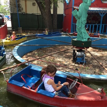 Kiddie Park - The boat ride - Amusement Parks Near Me - San Antonio, Texas Kiddie Park - The boat ride - Amusement Parks Near Me - San Antonio, Texas
