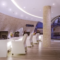 Spa Diva - Spa front desk