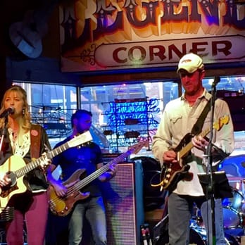 Legends Corner - Hali Hicks - Tuesdays - Bars Near Me - Nashville, Tennessee