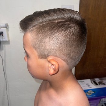 Executive Men's Grooming by Tony Starks - Barbers Near Me - Gilbert, Arizona