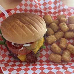 Bacon cheeseburger