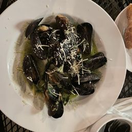 Pesto PEI Mussels Pesto PEI Mussels