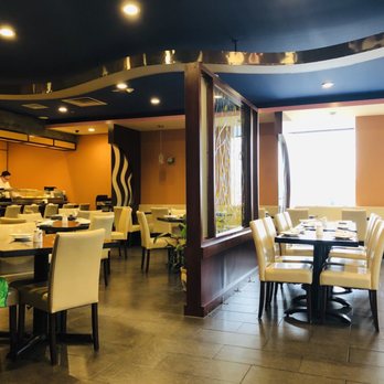 Domo Sushi - Dining area - Sushi Bars Near Me - East Setauket, New York Domo Sushi - Dining area - Sushi Bars Near Me - East Setauket, New York
