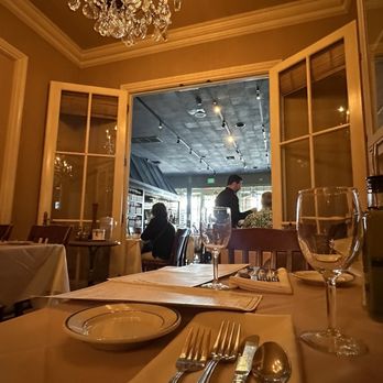Prosecco Trattoria - Italian Near Me - Toluca Lake, California