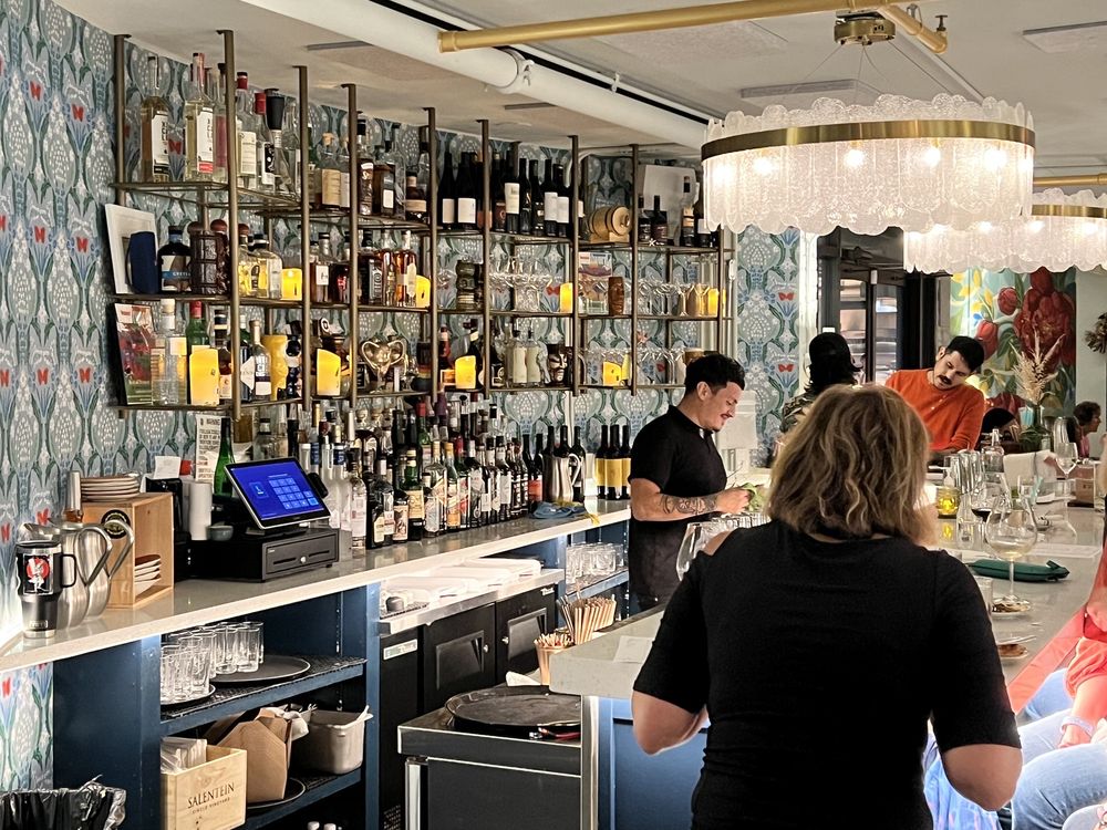 Lucina Eatery & Bar