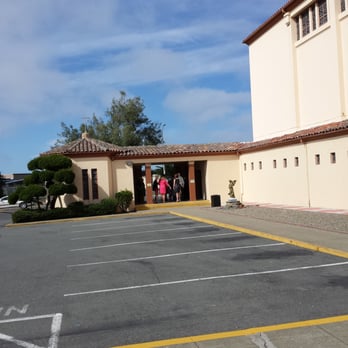 Holy Angels Church - People waiting for them to get baptized - Churches Near Me - Daly City, California Holy Angels Church - People waiting for them to get baptized - Churches Near Me - Daly City, California