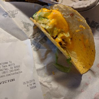 Del Taco - This is a chicken taco. All three looked like that! Unreal - Fast Food Near Me - Moreno Valley, California Del Taco - This is a chicken taco. All three looked like that! Unreal - Fast Food Near Me - Moreno Valley, California