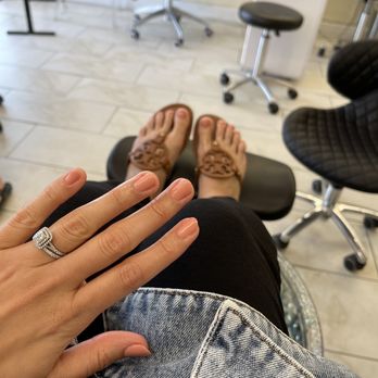 Chloe Nail Spa - Gel manicure and regular pedicure by Kim :) - Nail Salons Near Me - Sherman Oaks, California Chloe Nail Spa - Gel manicure and regular pedicure by Kim :) - Nail Salons Near Me - Sherman Oaks, California