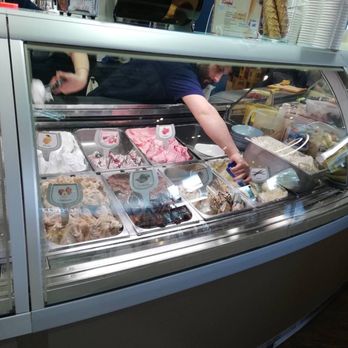 Eiscafe Bistro Rimini - Ice Cream & Frozen Yogurt Near Me - Oldenburg, NI
