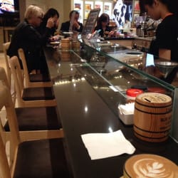 Zambra - The counter top seating