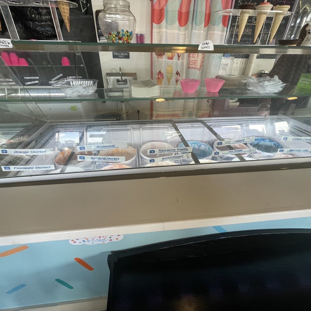 Lakeside Skoop - Ice Cream & Frozen Yogurt Near Me - Eustis, Florida Lakeside Skoop - Ice Cream & Frozen Yogurt Near Me - Eustis, Florida