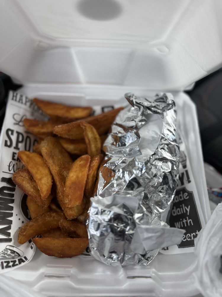 Gno's Make Me A Plate Logo