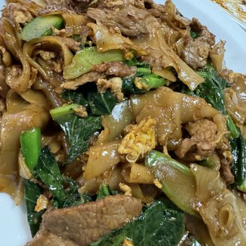Tic Tac Thai - Beef pad see ewe - Thai Near Me - Spring, Texas