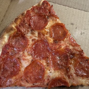 GiGi's Pizza - Pizza Near Me - Gardena, California