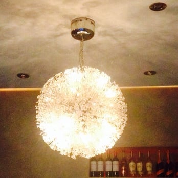 Am Thai Bistro - I love the lights - Thai Near Me - Brooklyn, New York