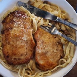 Fettuccine Alfredo
