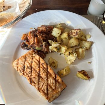 il Canale - Salmone Siciliana - Italian Near Me - Washington, DC, District of Columbia