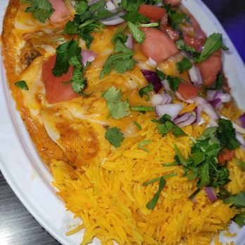 Gus' Deli - Enchiladas and burritos - American Near Me - West Allis, Wisconsin