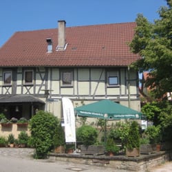 Gaststätte Ochsen - Der kleine Biergarten mit Platz für 16 Gäste.