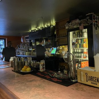 Ormsby's - bar area - Sandwiches Near Me - Atlanta, Georgia Ormsby's - bar area - Sandwiches Near Me - Atlanta, Georgia