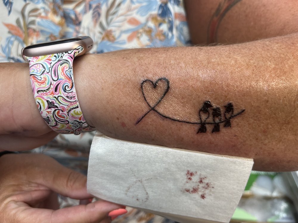 BODY BRANDING TATTOO EMPORIUM 24 Photos & 38 Reviews 1650 Airport