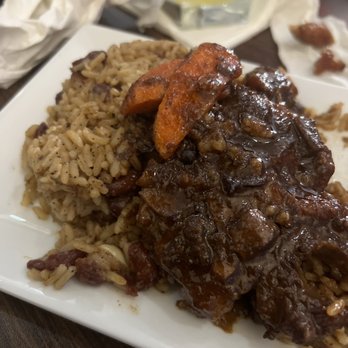 Allan’s Bakery Bar & Cafe - Oxtail with Rice and Peas - Cafes Near Me - Brooklyn, New York Allan’s Bakery Bar & Cafe - Oxtail with Rice and Peas - Cafes Near Me - Brooklyn, New York