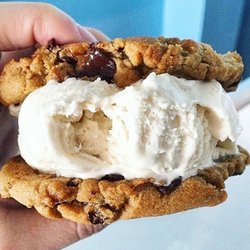 Captain Cookie & the Milkman - Captain Cookie & the Milkman's Ice Cream Sandwich