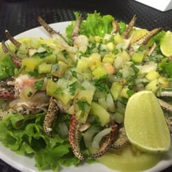 Amanda Bar e Restaurante - Patinhas de carangueijo ainda congeladas
