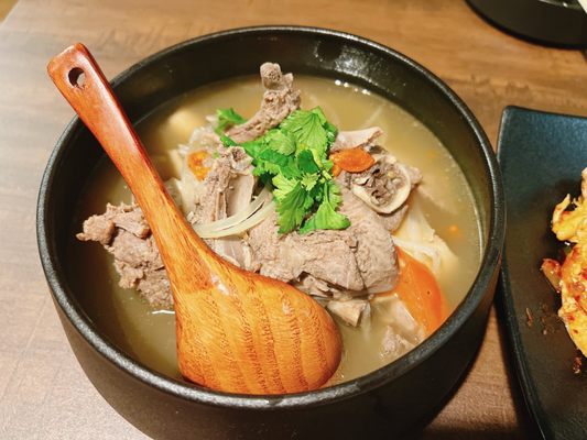Lanner Noodles&Bar by null