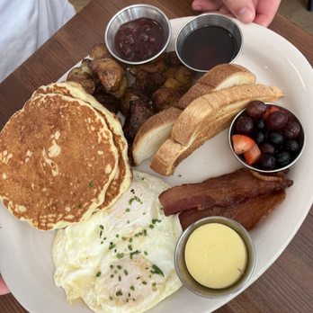 Wooden Spoon - The Big Spoon - Breakfast & Brunch Near Me - San Francisco, California Wooden Spoon - The Big Spoon - Breakfast & Brunch Near Me - San Francisco, California