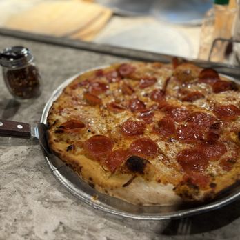 Pisa Lisa - Pepperoni pizza, add the recommended Mike's hot honey. . Thin crust, not like paper - Pizza Near Me - Sedona, Arizona Pisa Lisa - Pepperoni pizza, add the recommended Mike's hot honey. . Thin crust, not like paper - Pizza Near Me - Sedona, Arizona