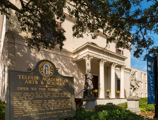 Old Town Trolley Tours of Savannah by null