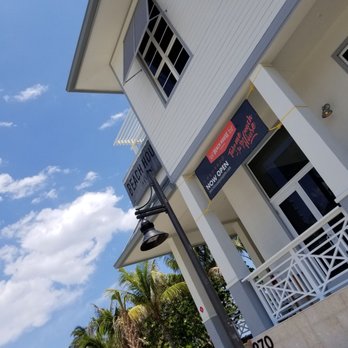Beach House - Bars Near Me - Pompano Beach, Florida