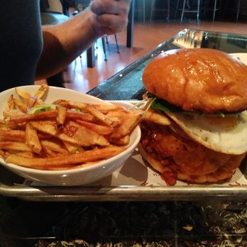 Osso Farm Restaurant - Burger. - Desserts Near Me - Chardon, Ohio Osso Farm Restaurant - Burger. - Desserts Near Me - Chardon, Ohio