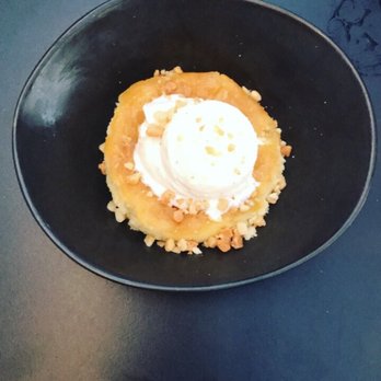 Hideout - Pineapple cake - Bars Near Me - Honolulu, Hawaii