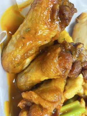 Ching's Hot Wings by null
