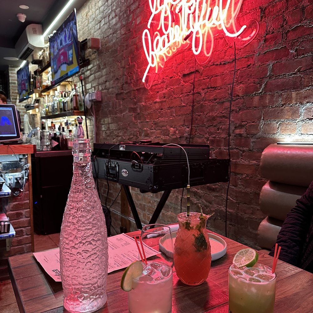 Cantina 33 - Peruvian Near Me - Ridgewood, New York