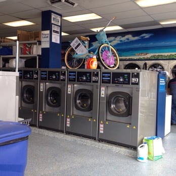 Sparkling Coin Laundry - Pretty cool blue beach cruiser. - Laundromat Near Me - West Los Angeles, California Sparkling Coin Laundry - Pretty cool blue beach cruiser. - Laundromat Near Me - West Los Angeles, California