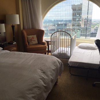 Montreal Marriott Chateau Champlain - Hotels Near Me - Montreal, Quebec