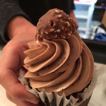 Jennivee’s Bakery - I took a Ferrero Rocher to go. - Desserts Near Me - Chicago, Illinois