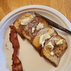 Toccoa 32 - French Tost and Bacon.