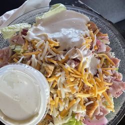 I Don't Know Sports Grille - Chef's salad