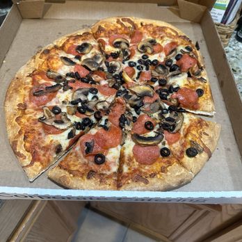 RICK’S PIZZA, BEER, & MORE - Updated March 2025 - 299 Photos & 307 ...