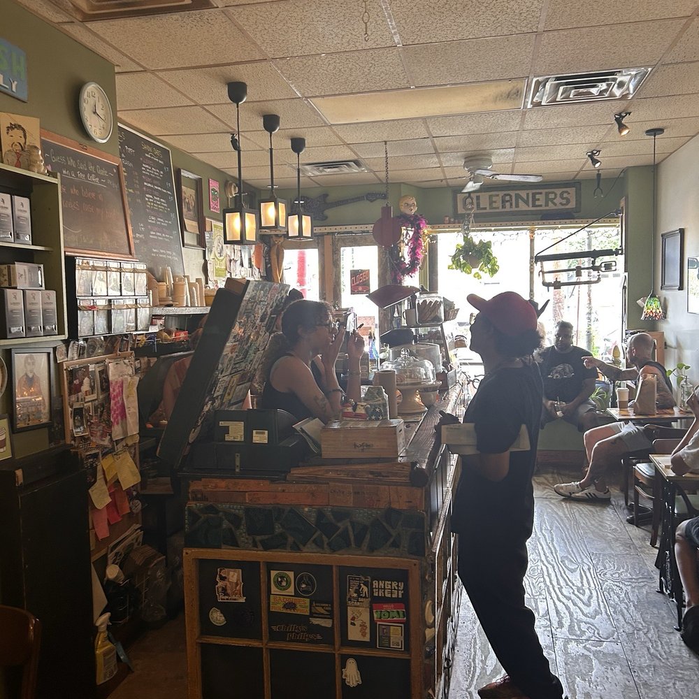 La Colombe - Front counter - Coffee & Tea Near Me - Philadelphia, Pennsylvania La Colombe - Front counter - Coffee & Tea Near Me - Philadelphia, Pennsylvania