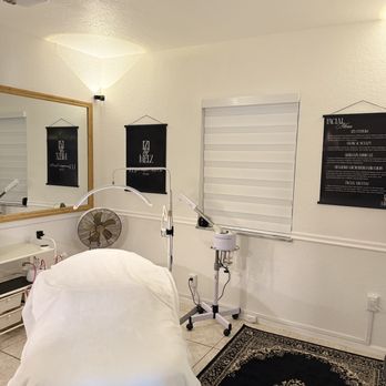 1 Z 1 By Melz - Skin Care Near Me - Homestead, Florida 1 Z 1 By Melz - Skin Care Near Me - Homestead, Florida