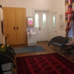 Zahnarztpraxis Dr. Seklehner - The waiting room.