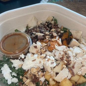 sweetgreen - Healthy Salads, Wraps, and Bowls - harvest bowl - Salad Near Me - San Antonio, Texas