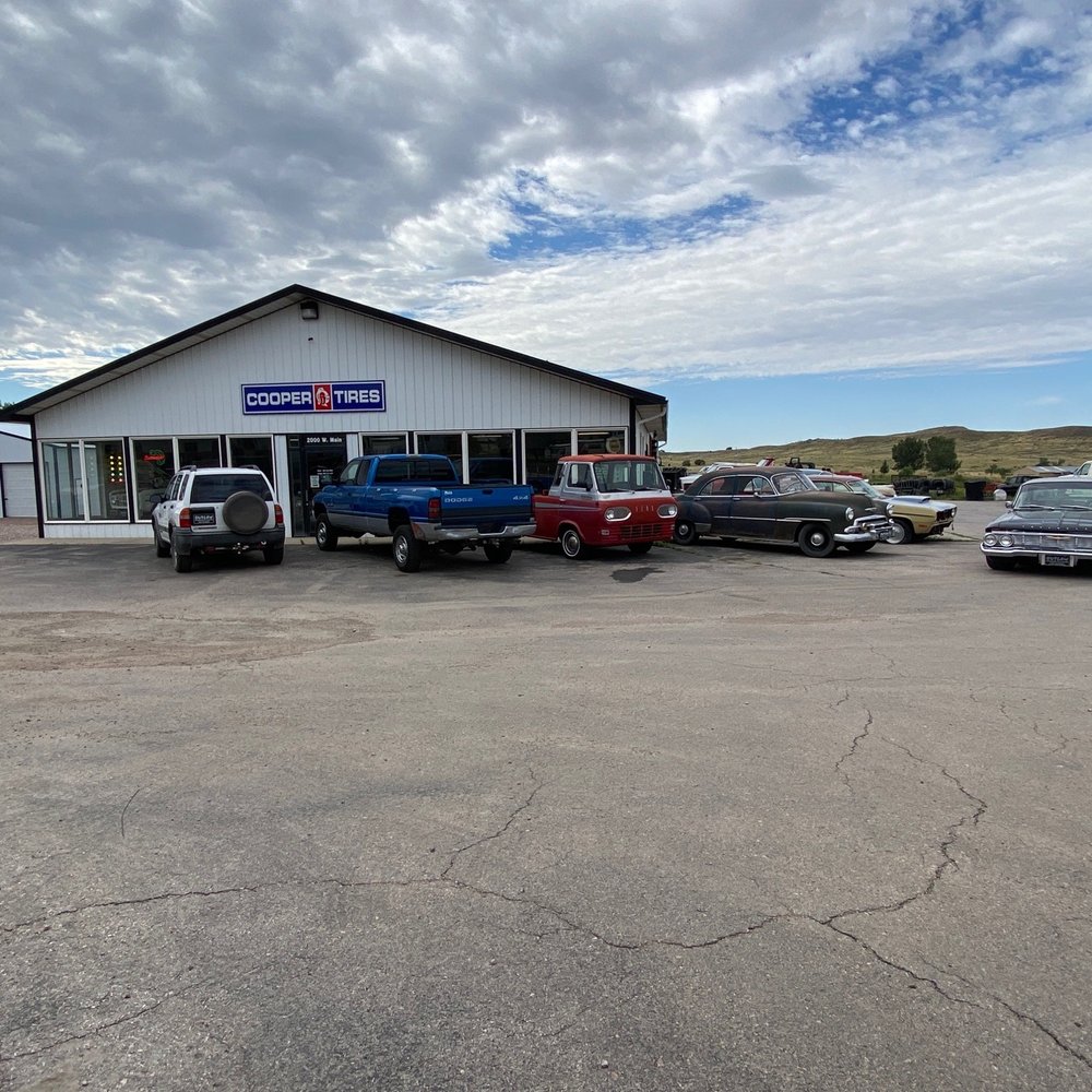 Outlaw Motors - Front Of Business - Car Dealers Near Me - Newcastle, Wyoming