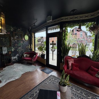 True Gloom Tattoo - Lobby - Tattoo Near Me - Buffalo, New York True Gloom Tattoo - Lobby - Tattoo Near Me - Buffalo, New York